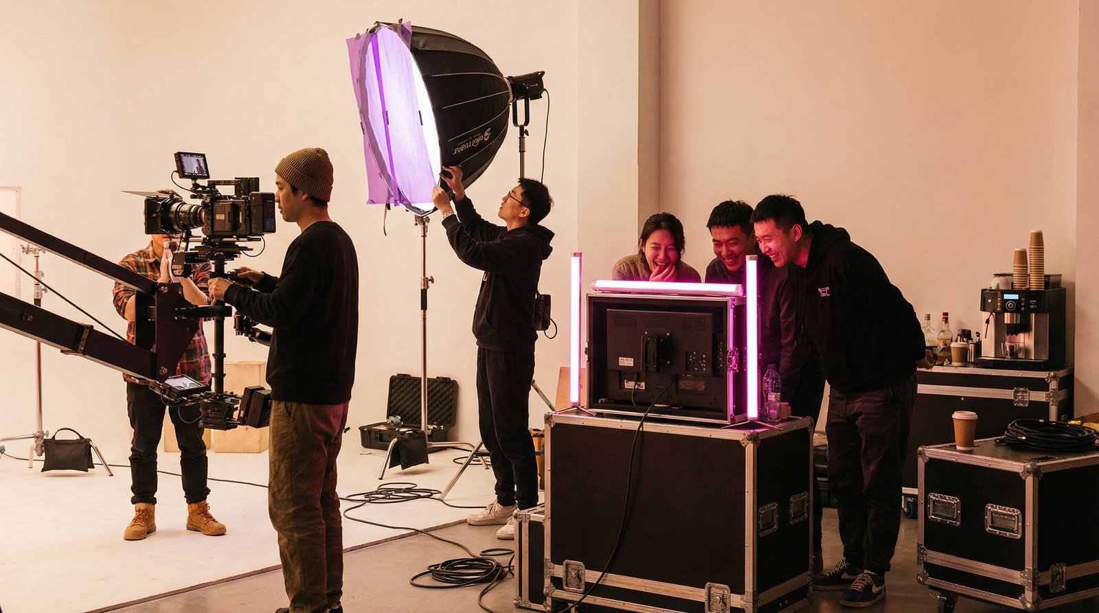 茄子视频原创微电影制作现场传媒